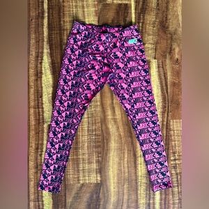 Nike Black and Coral Geometric Design leggings size large